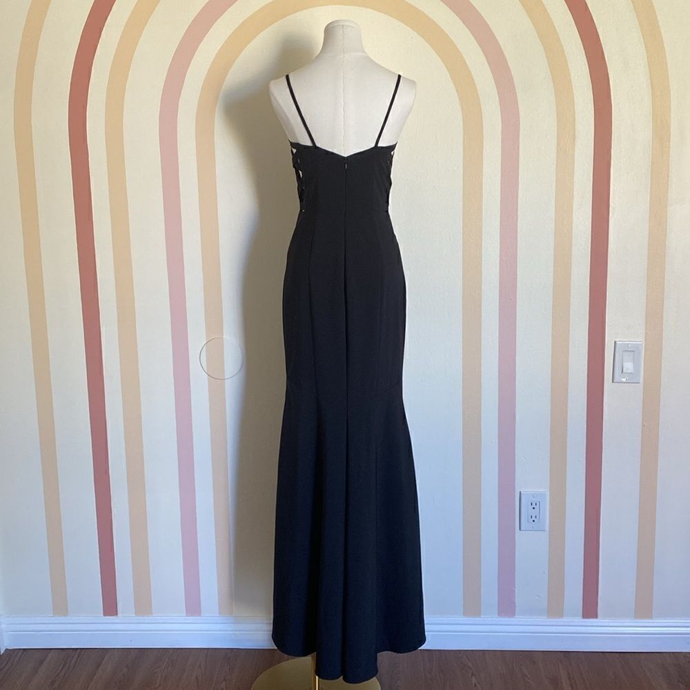 Theia Chiara Side Cutout Panel Column Gown Size 2 - Picture 8 of 16